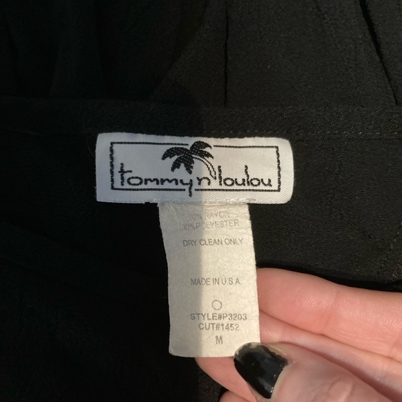 Tommy N Loulou Black Floral Patchwork Blouse - Picture 2 of 6